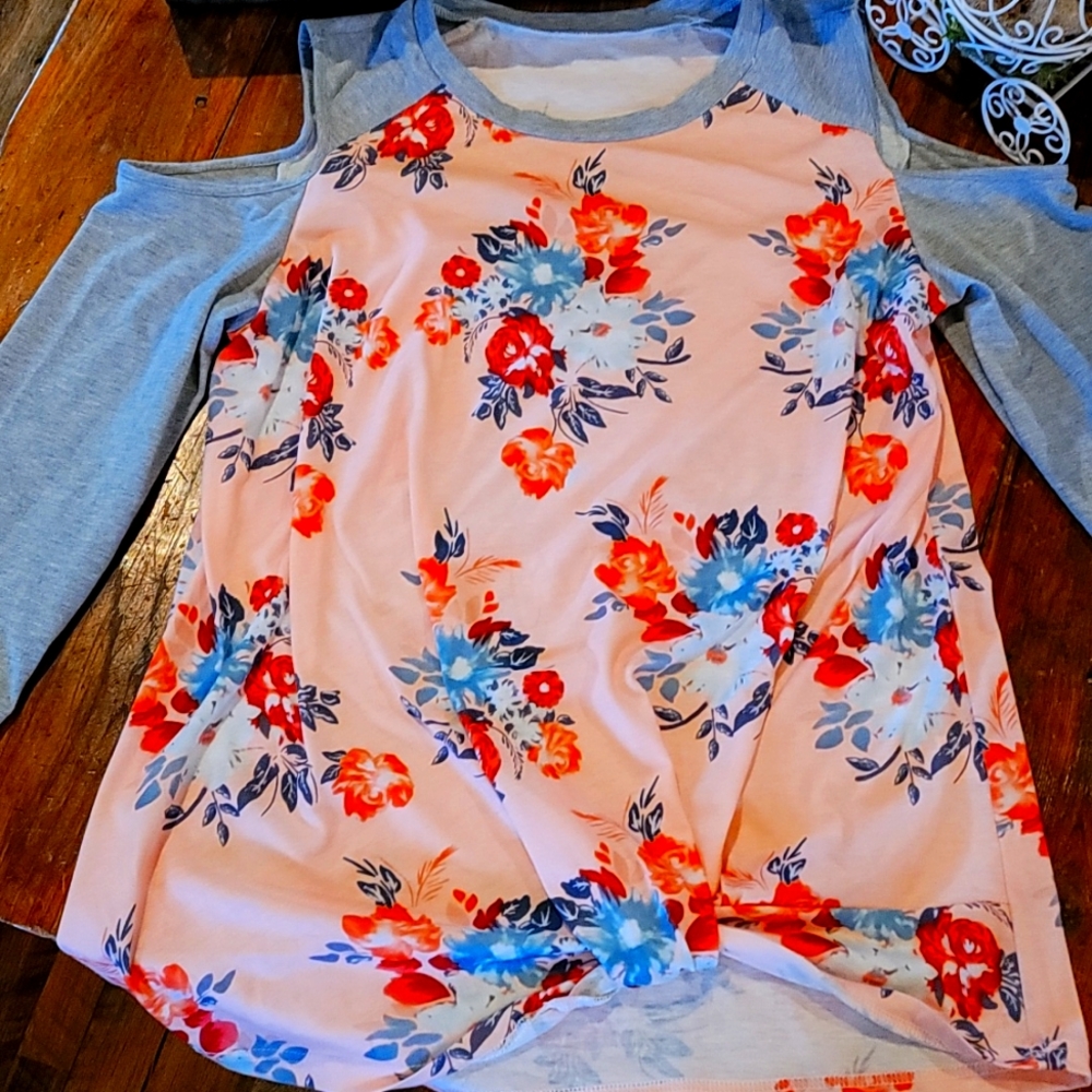 Euc boutique top